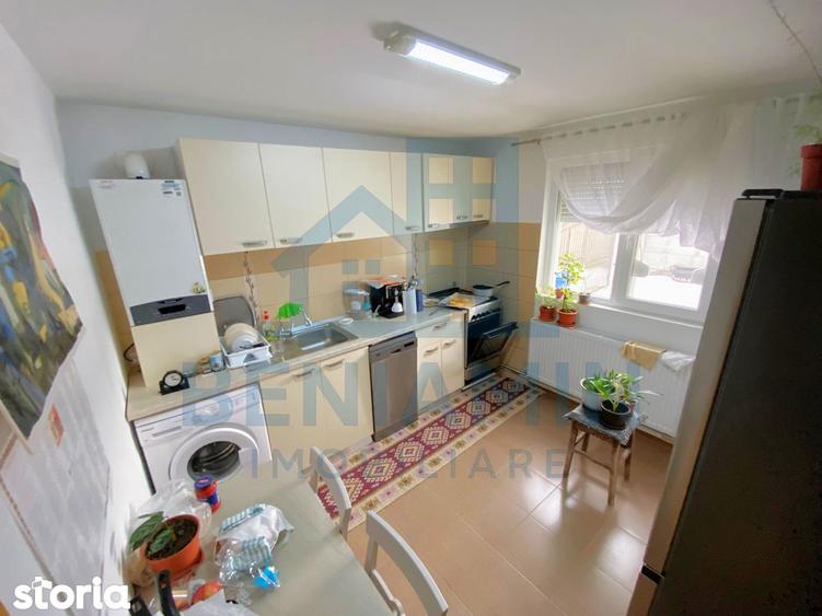 Casă cu 3 camere cu Teren 220 Mp în Brestei