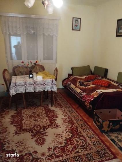 Casă cu 3 camere cu Teren 100 Mp în Central