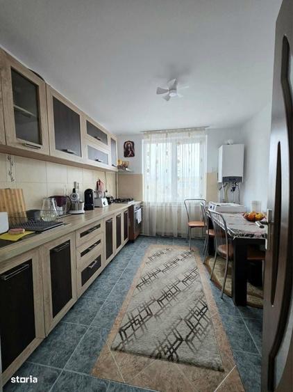 Apartament cu 4 camere decomandat în Ultracentral