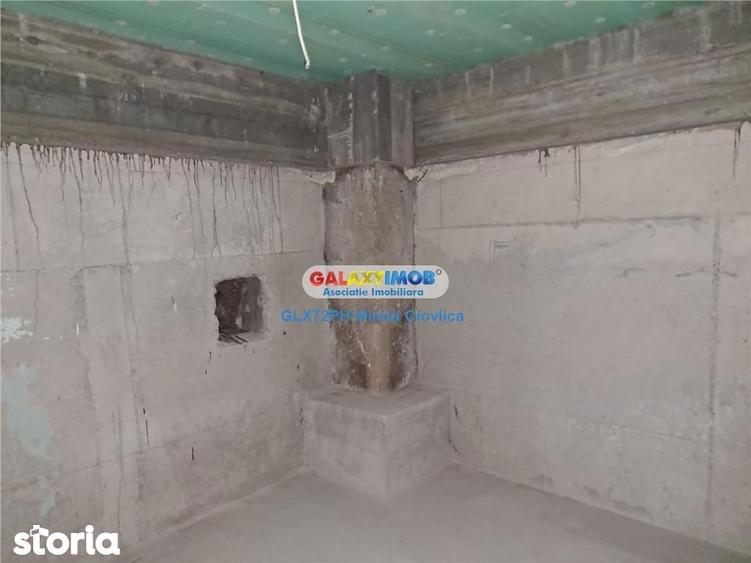 Casă cu 6 camere cu Teren 267 Mp în Ultracentral