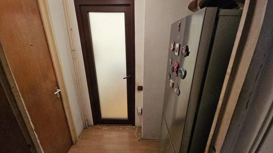 Apartament cu 2 camere decomandat în Vitan