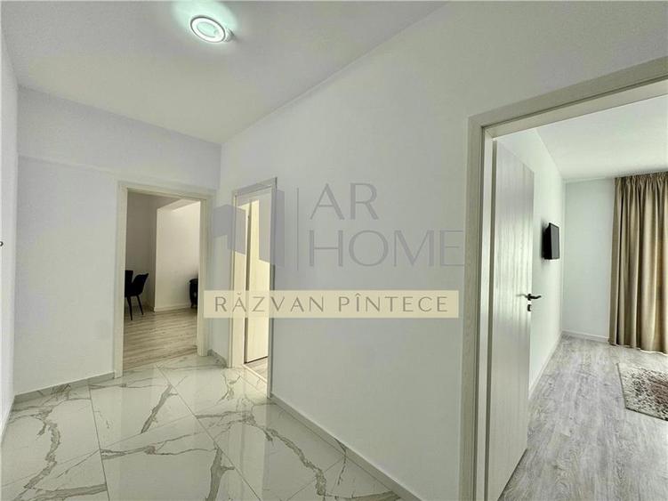 Inchiriere apartament 3 camere de lux, prima inchiriere, centrala termica, zona - 11