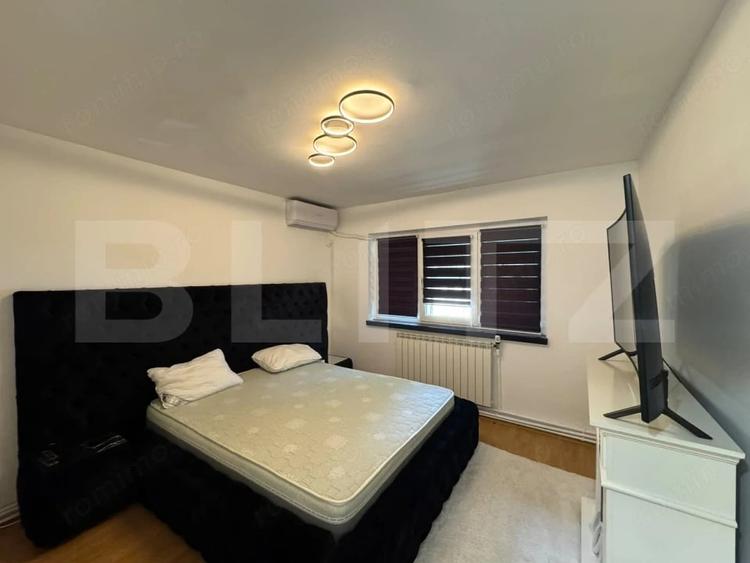 Apartament cu 4 camere decomandat în Sărari