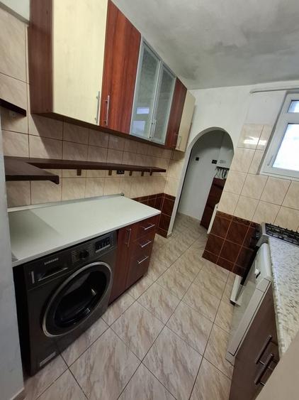 Apartament cu 2 camere semidecomandat în Dărmănești