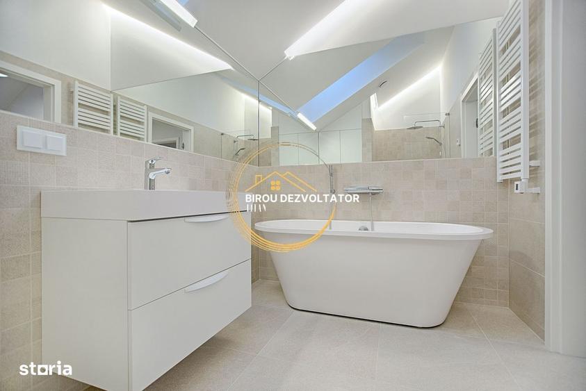 Apartament cu 2 camere decomandat în Titan