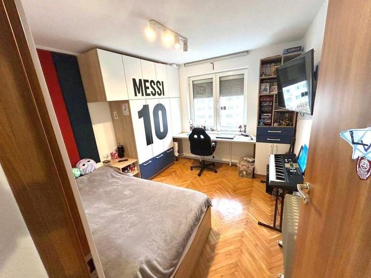 Apartament cu 3 camere decomandat, mobilat în Baba Novac
