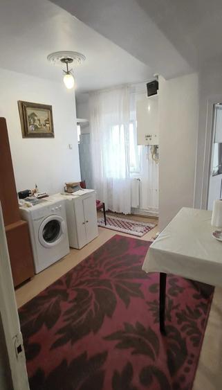 Garsonieră decomandată în Inel I