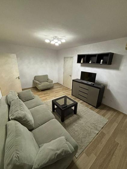 Apartament cu 2 camere decomandat în Tineretului