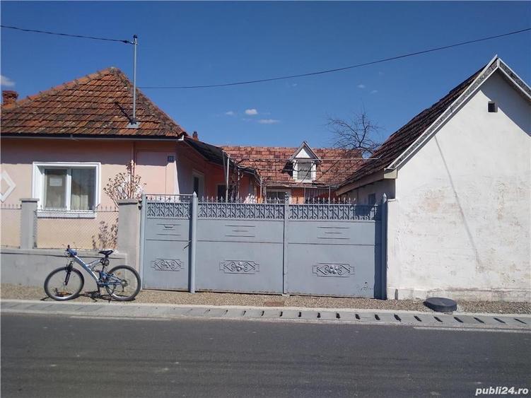 Casă cu 3 camere cu Teren 500 Mp în Aleșd