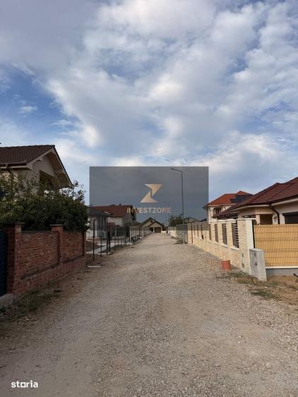 Spațiu comercial, în Sânmartin