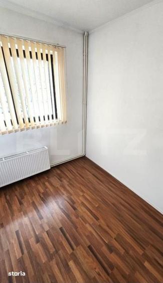 Spațiu comercial, de 808 mp, în Central