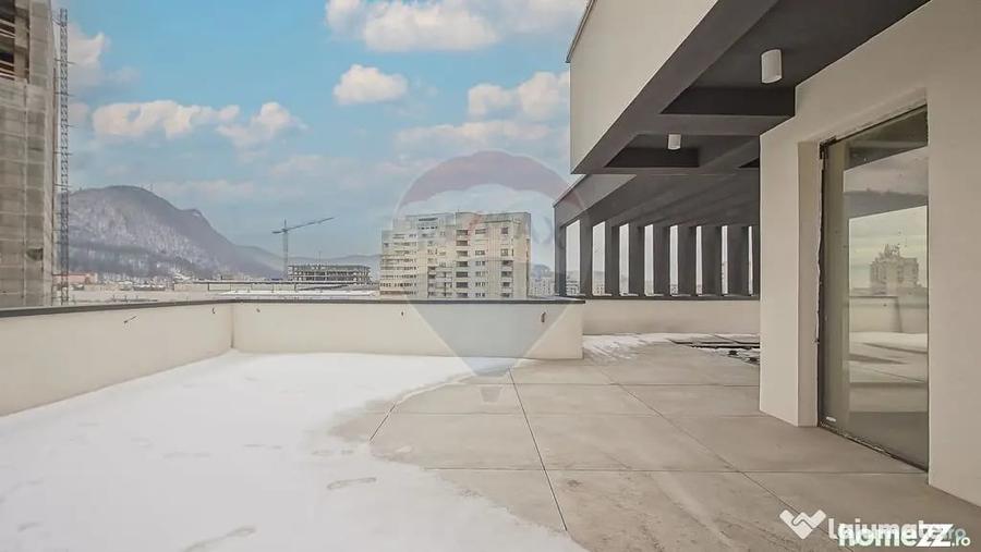 Apartament cu 3 camere decomandat în 15 Noiembrie