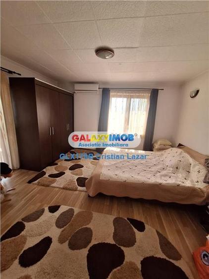 Casă cu 5 camere cu Teren 3190 Mp în Răcari