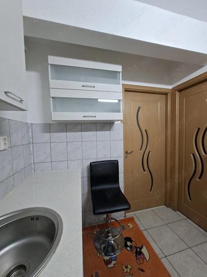 Garsonieră decomandată în Nord