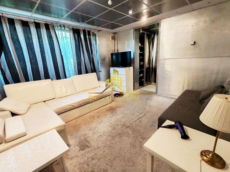 Apartament cu 3 camere semidecomandat, mobilat în Între Lacuri