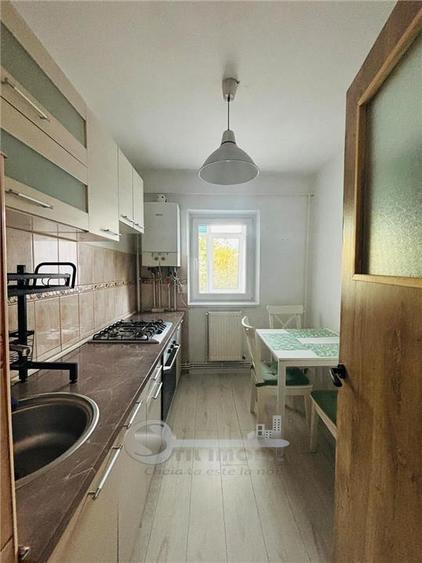 Apartament cu 2 camere decomandat în Nicolina