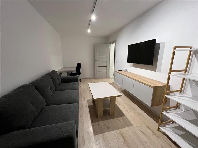 Apartament cu 2 camere decomandat, mobilat în Griviței
