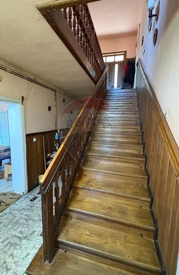 Casa intr-o loca?ie cu panorama deosebita, in zona Mosnei - 7