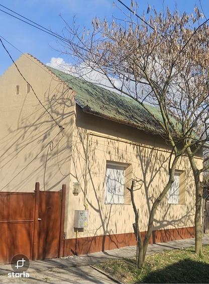 Casă cu 3 camere cu Teren 916 Mp în Sălard
