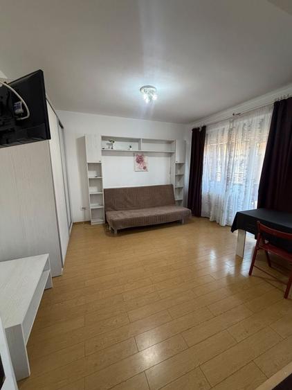 Garsonieră decomandată în Dudu