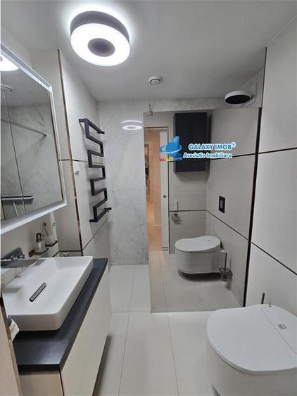 Apartament cu 4 camere semidecomandat, mobilat în Titan