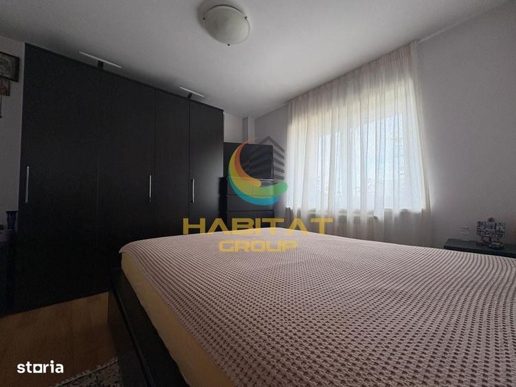 Apartament cu 3 camere decomandat în Tei