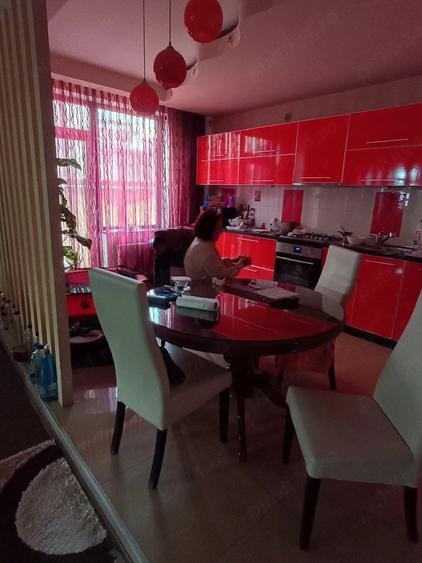 Proprietar | Vand vila P+2 Palazu Mare - 7 camere, 6 bai Accept si schimb - 1