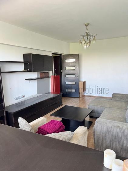Apartament cu 3 camere decomandat, mobilat în Colentina