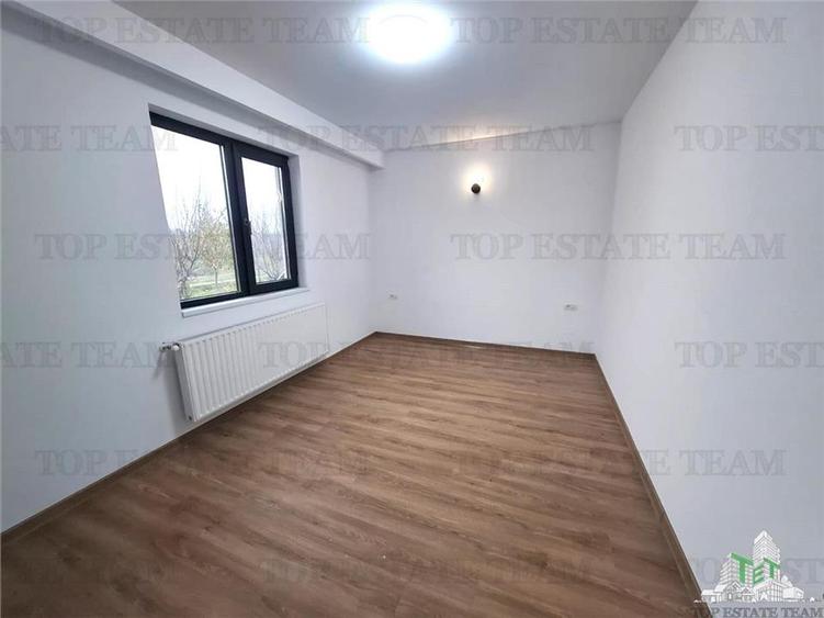 Casă individuală cu 6 camere cu Canalizare în Moara Vlăsiei