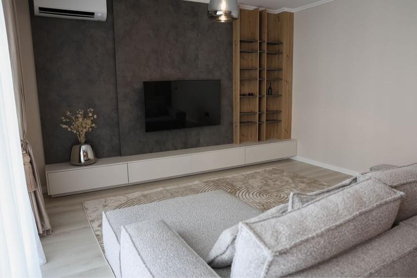 Apartament cu 2 camere decomandat în Exterior Vest