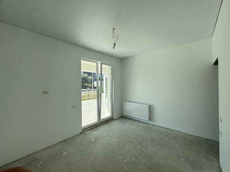 Apartament cu 2 camere decomandat în Mamaia-Sat
