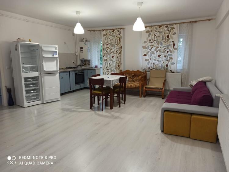 Apartament cu 2 camere decomandat în Florești