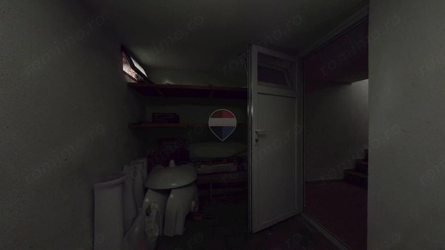 Apartament cu 3 camere semidecomandat în Florilor