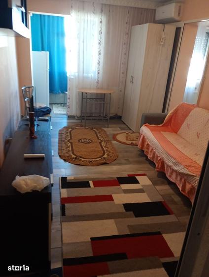 Apartament cu 2 camere decomandat în Obor