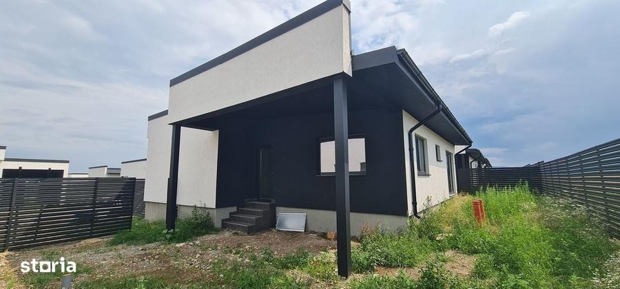 Casă cu 3 camere în Central