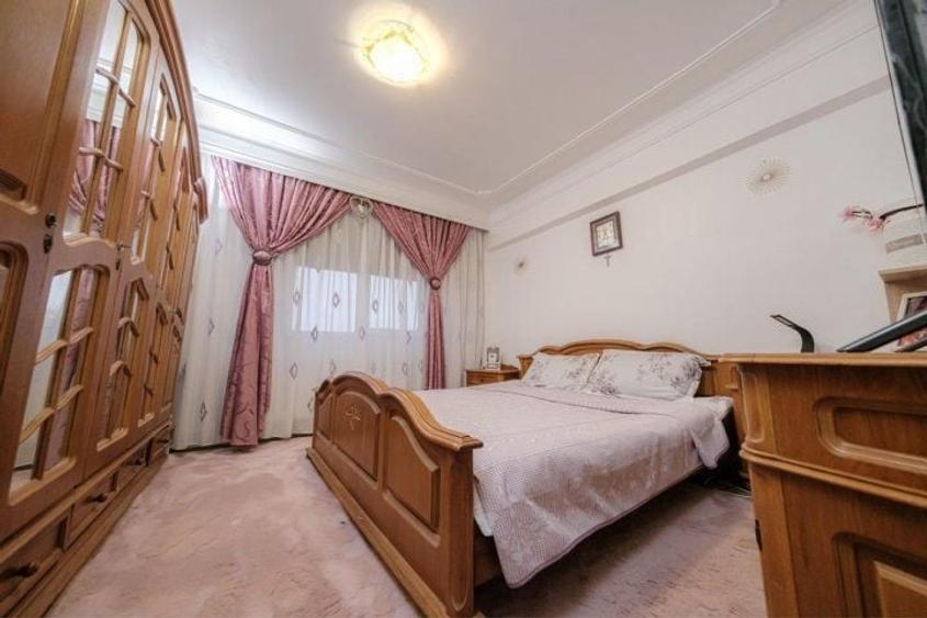 Apartament cu 3 camere circular, mobilat în Km 4-5