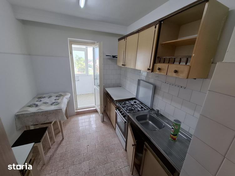 Apartament cu 2 camere decomandat în Viile Noi