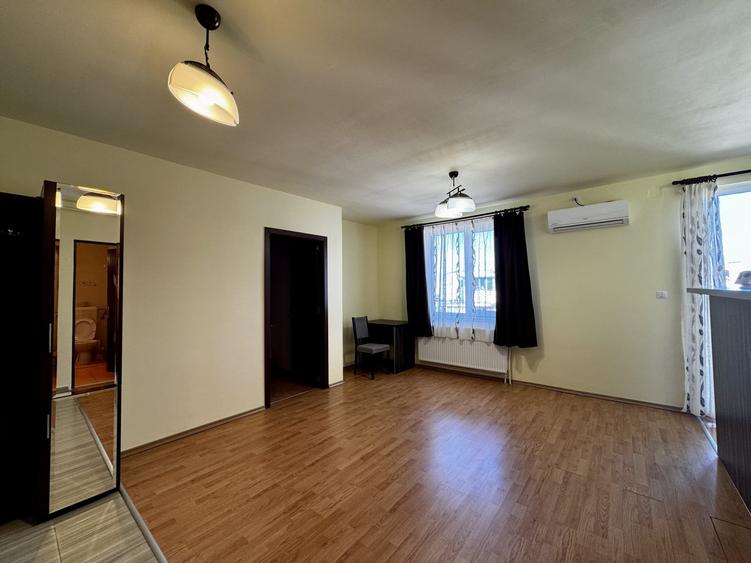 Apartament cu 2 camere decomandat, mobilat în Giroc
