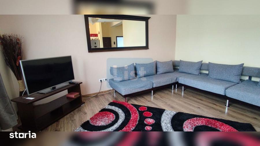 Apartament cu 3 camere decomandat în Europa