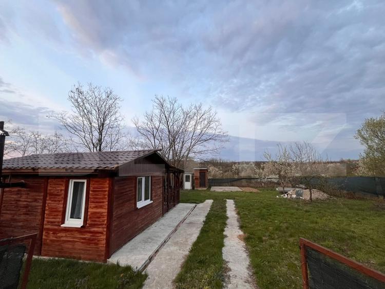 Teren Construcții intravilan de 400 mp, în Ardud