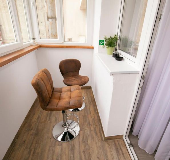 Apartament cu 2 camere semidecomandat, mobilat în Universitate