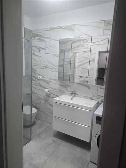 Apartament cu 2 camere decomandat, mobilat în Dumbrăvița