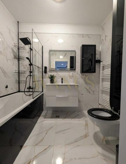 Apartament cu 2 camere semidecomandat, mobilat în Florești
