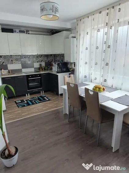 Apartament cu 2 camere semidecomandat în Transilvaniei
