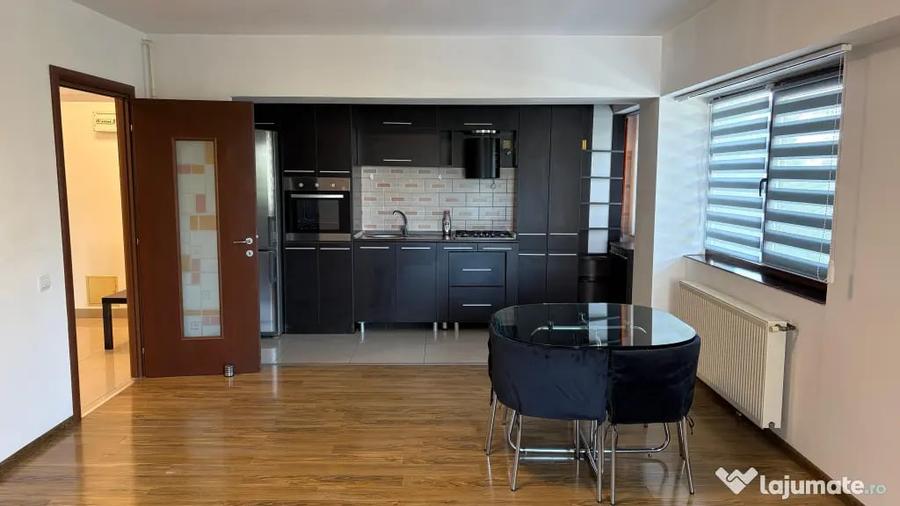 Apartament cu 2 camere decomandat în 9 Mai