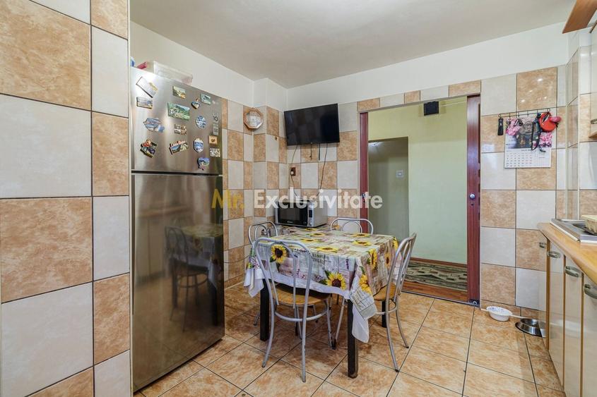 Apartament cu 3 camere decomandat în Central