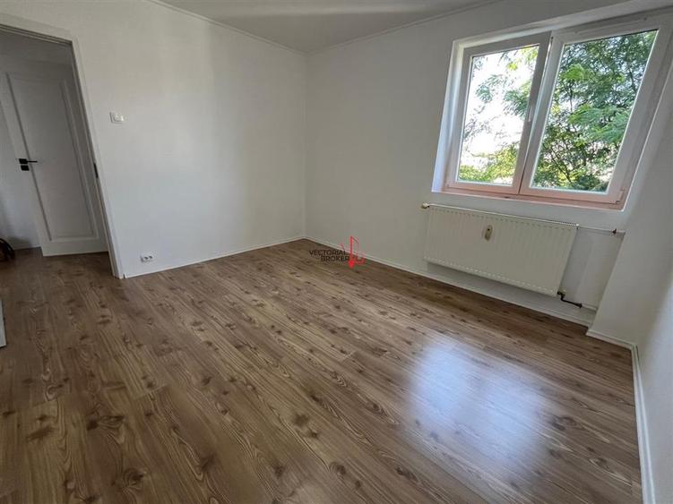 Apartament cu 2 camere semidecomandat în Titan