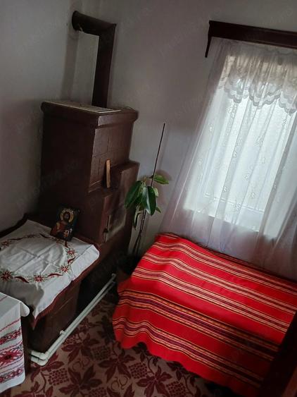 Casă cu Teren 462 Mp în Cetate