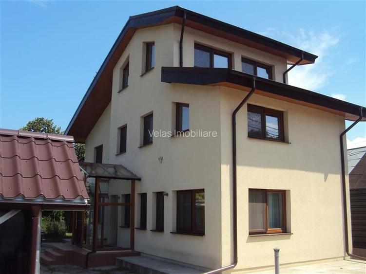 Vila Focsani, S+P+M, mobilata si utilata, CT si anexa