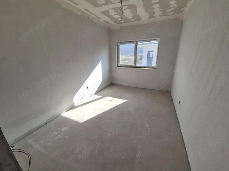 Casă cu Teren 220 Mp în Gilău